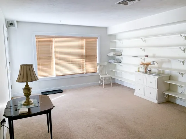 $1,550 | 25 Greenleaves Drive, Unit 508, Amherst, MA 01002