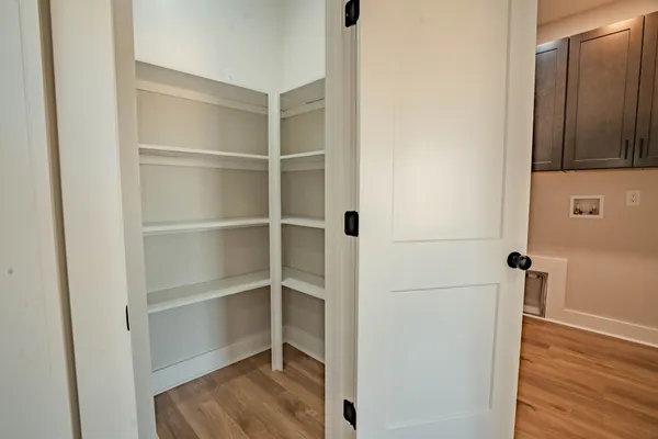 $379,500 | 161 Bear Drive, Loretto, TN 38469