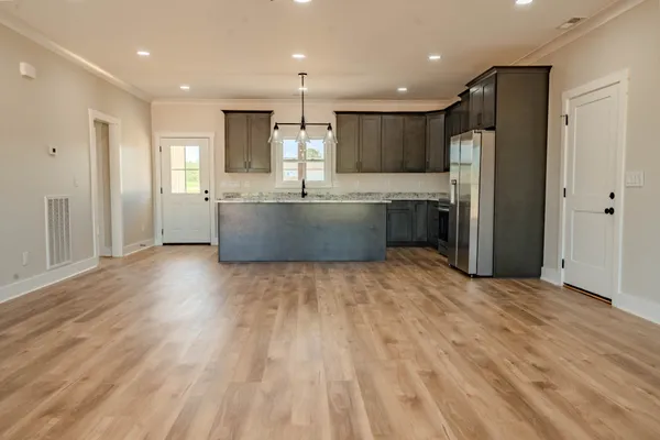 $379,500 | 161 Bear Drive, Loretto, TN 38469