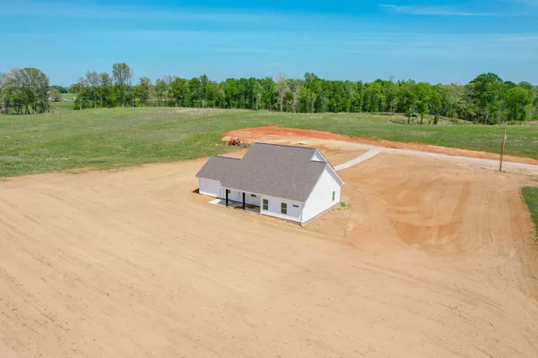 $379,500 | 161 Bear Drive, Loretto, TN 38469