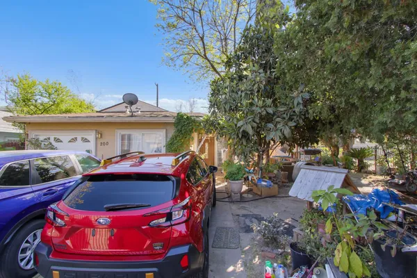 $315,000 | 200 Lindley Drive, Sacramento, CA 95815