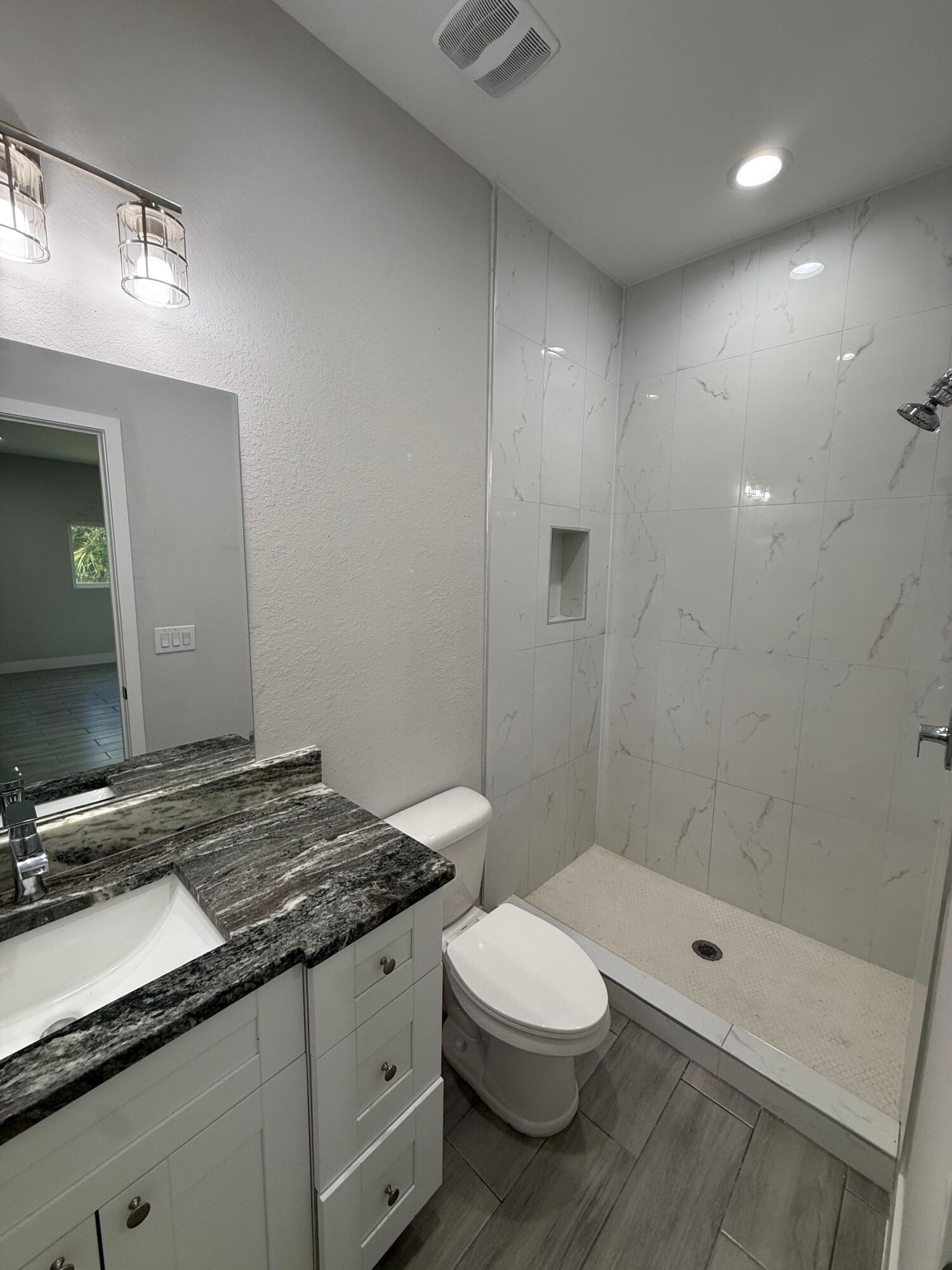 4800 15th Street Southwest Lehigh Acres, FL 33973 - Photo 28 of 37 PHOTO-2026-03-08-15-21-26 4