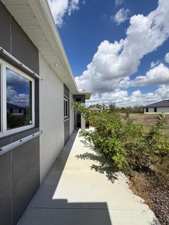 $2,450 | 4800 15th Street Southwest, Lehigh Acres, FL 33973