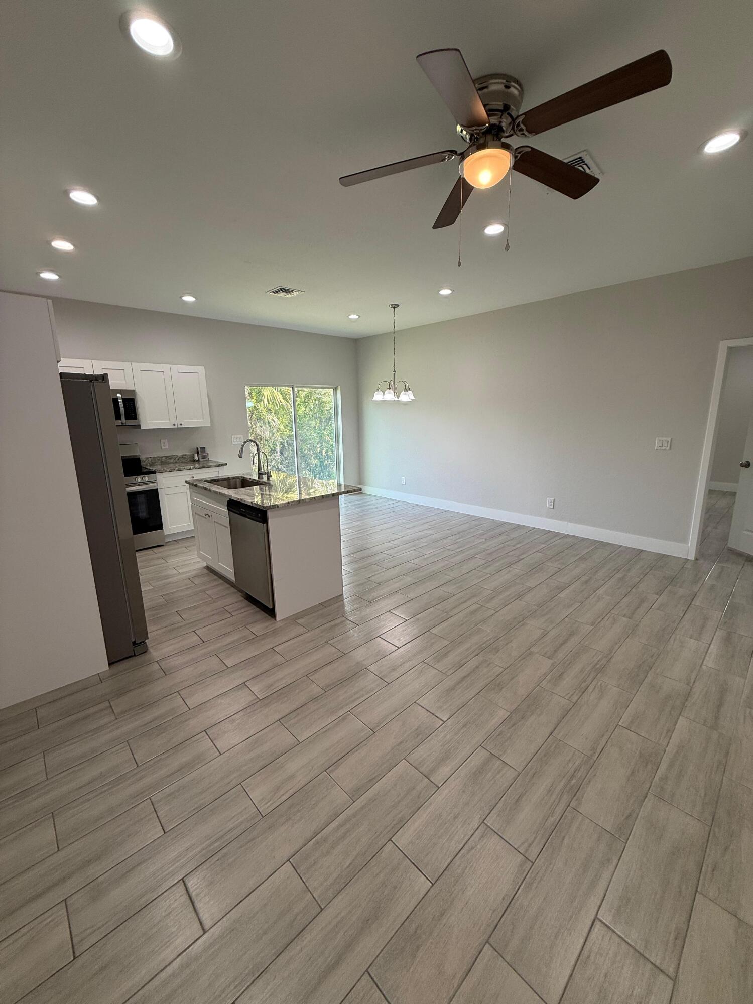 4800 15th Street Southwest Lehigh Acres, FL 33973 - Photo 7 of 37 PHOTO-2026-03-08-15-21-28 3