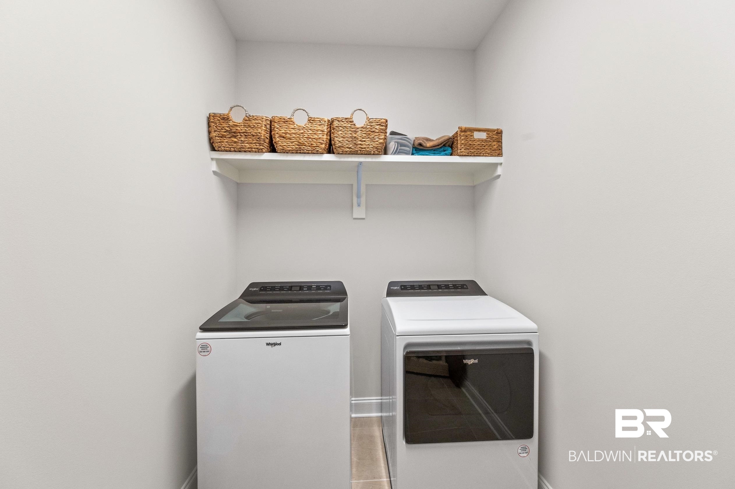1704 Breckinridge Place Foley, AL 36535 - Photo 24 of 36 Laundry