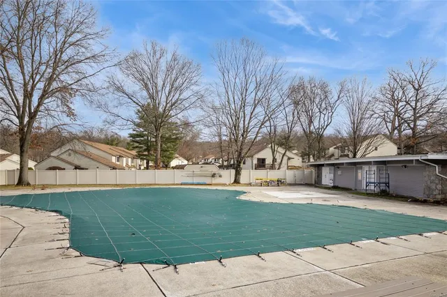 $380,000 | 148 Flintlock Way, Unit E, Yorktown Heights, NY 10598