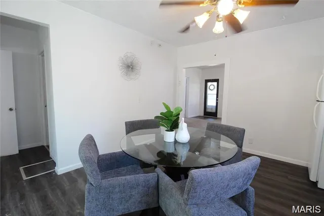 $1,250 | 413 North Center Street, Collinsville, IL 62234