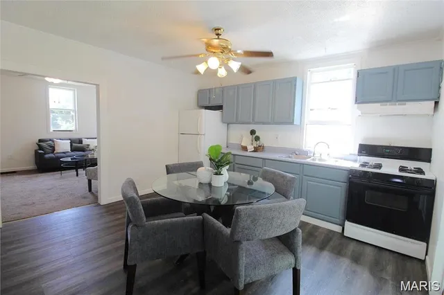 $1,250 | 413 North Center Street, Collinsville, IL 62234