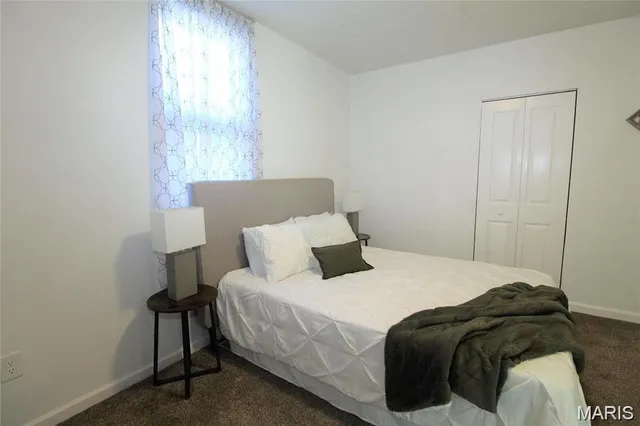 $1,250 | 413 North Center Street, Collinsville, IL 62234