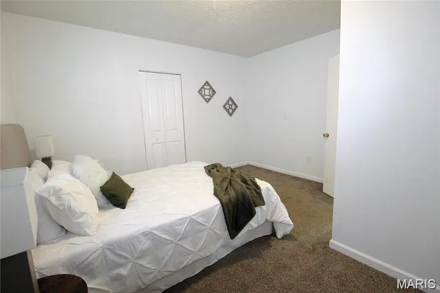 $1,250 | 413 North Center Street, Collinsville, IL 62234