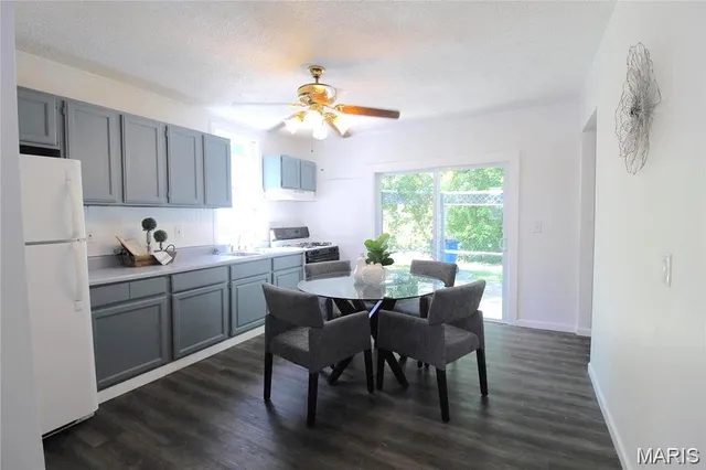 $1,250 | 413 North Center Street, Collinsville, IL 62234