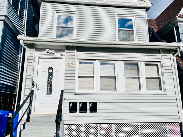 $3,800 | 23 Valley Place, Unit 2, Edgewater, NJ 07020