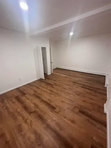 $3,800 | 23 Valley Place, Unit 2, Edgewater, NJ 07020