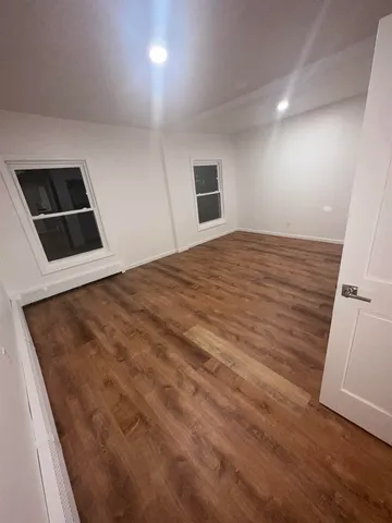 $3,800 | 23 Valley Place, Unit 2, Edgewater, NJ 07020