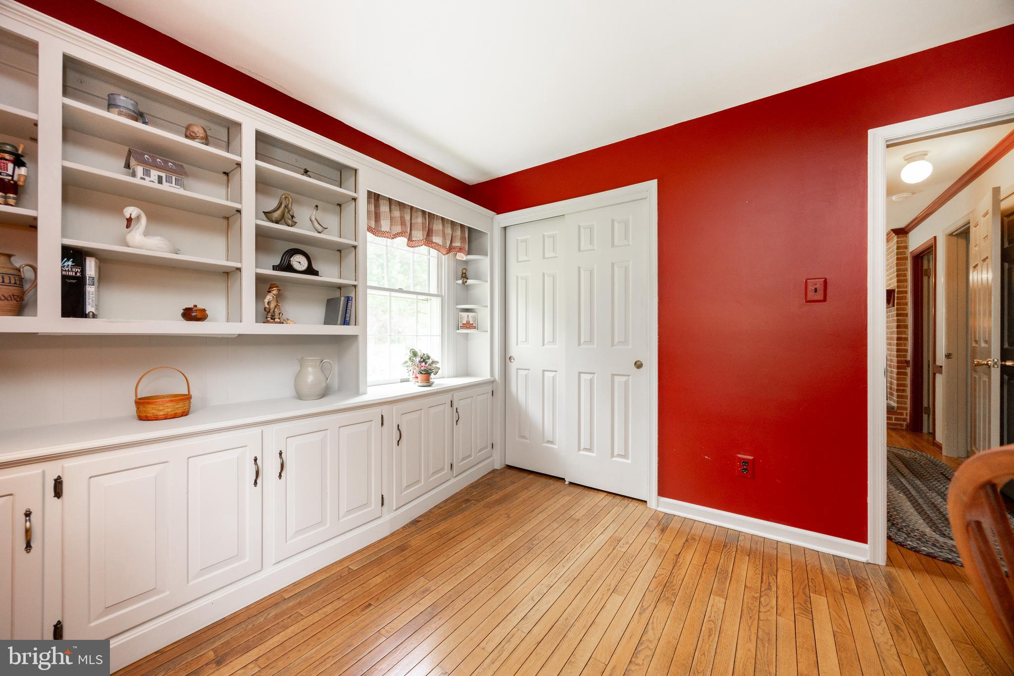 741 Cowpath Road Telford, PA 18969 - Photo 25 of 72 a view of kitchen with wooden floor and cabinets
