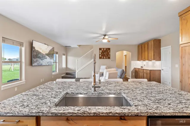 $725,000 | 3551 3144 North, Kimberly, ID 83341