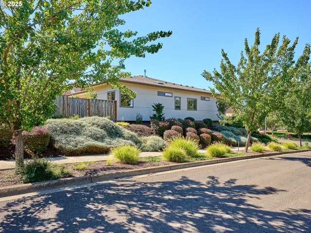 $799,000 | 500 Yapa Drive, Silverton, OR 97381