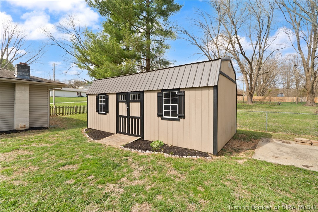 7133 Peach Tree Lane Georgetown, IN 47122 - Photo 28 of 32