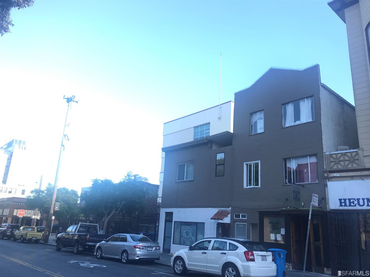 3265 22nd Street San Francisco, CA 94110 - Photo 2 of 2