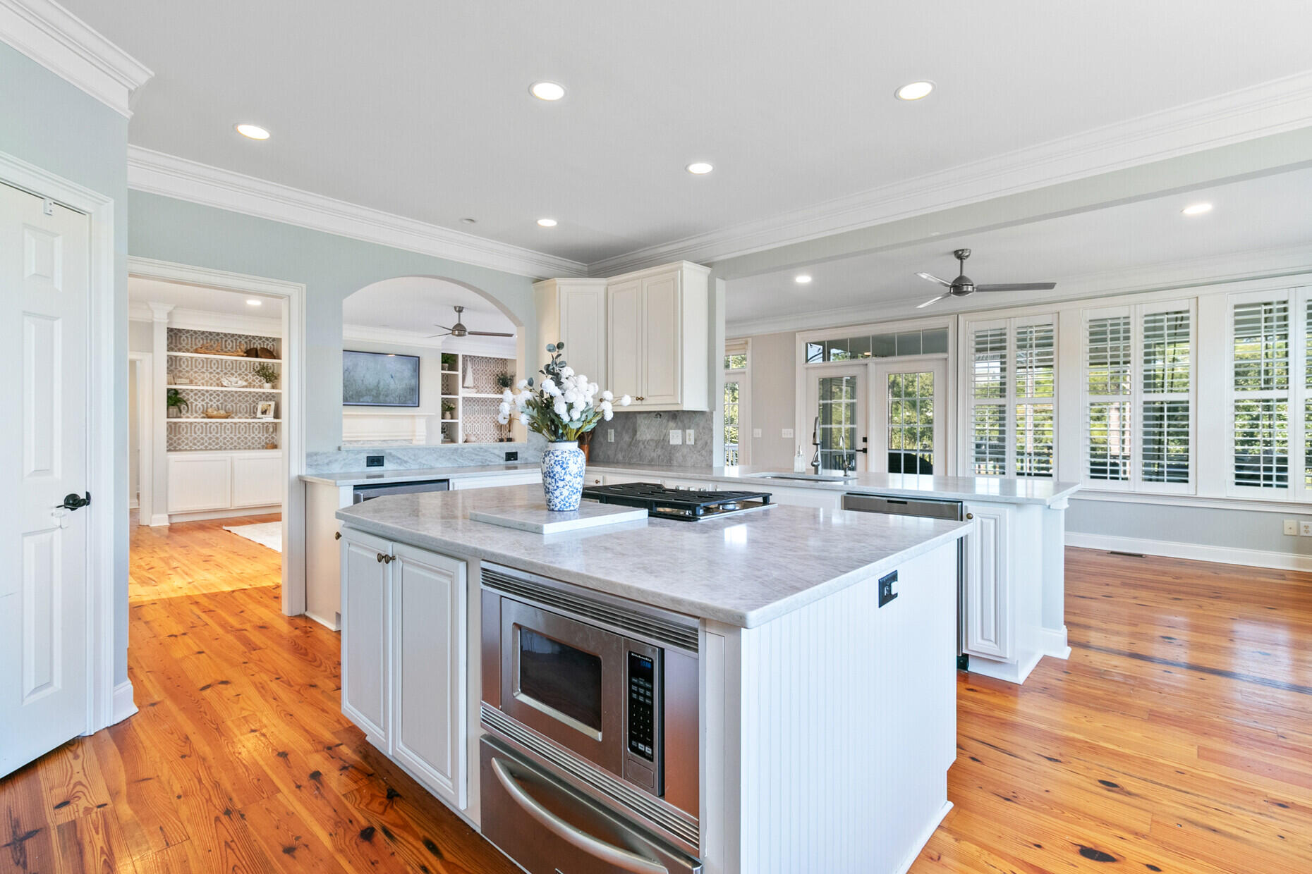 4882 Sound View Drive Mount Pleasant, SC 29466 - Photo 20 of 80 Kitchen