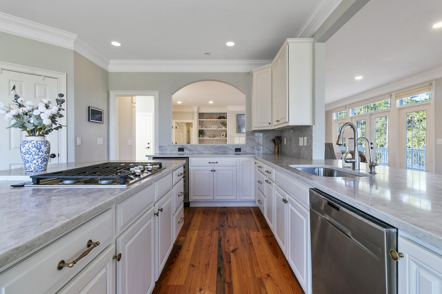 4882 Sound View Drive Mount Pleasant, SC 29466 - Photo 21 of 80 Kitchen