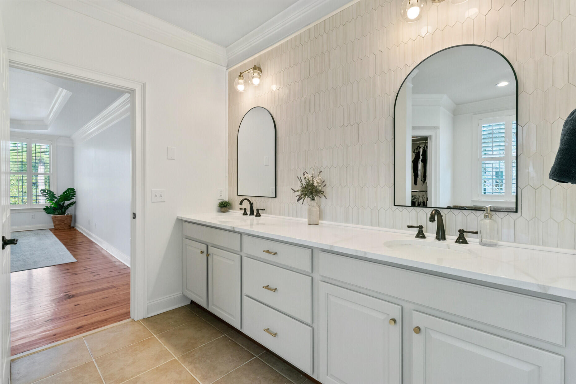 4882 Sound View Drive Mount Pleasant, SC 29466 - Photo 33 of 80 Primary Bath