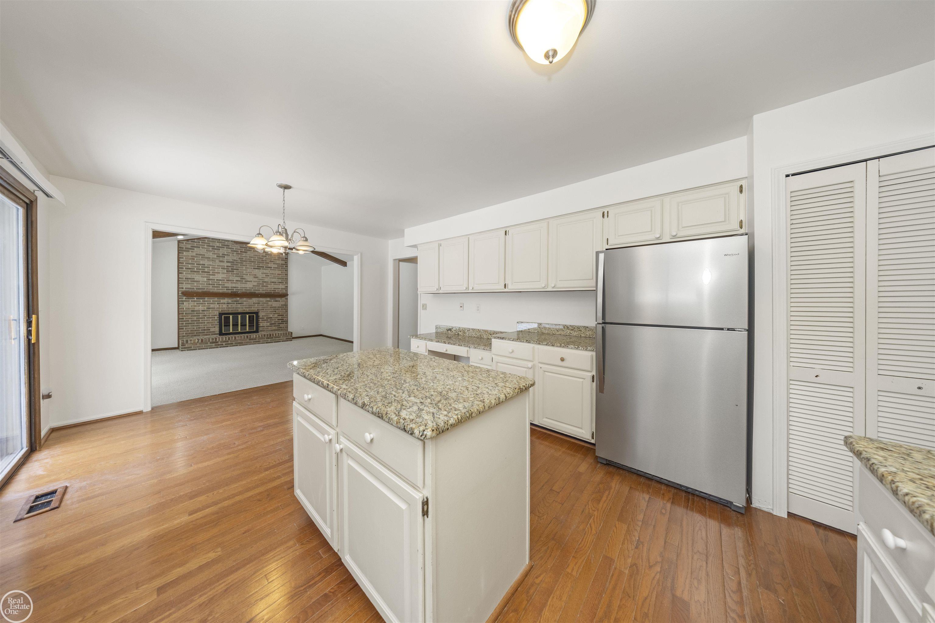 441 Silvervale Drive Rochester Hills, MI 48309 - Photo 18 of 65