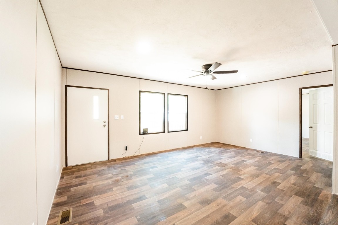 16465 Hickory Road Conroe, TX 77302 - Photo 18 of 42 a view of an empty room with a window
