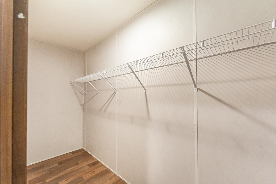 16465 Hickory Road Conroe, TX 77302 - Photo 34 of 42 a view of a room