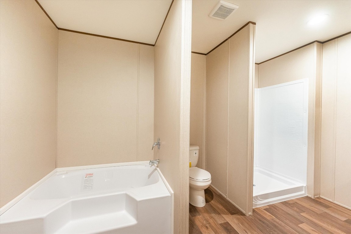16465 Hickory Road Conroe, TX 77302 - Photo 35 of 42 a bathroom with a sink and a bathtub