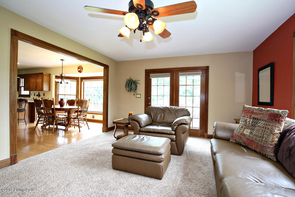 117 Mill Run Road Shepherdsville, KY 40165 - Photo 18 of 43 Family rm
