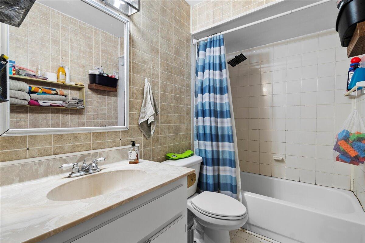 4871 Coconut Boulevard The Acreage, FL 33411 - Photo 26 of 33 24-JLC_5708