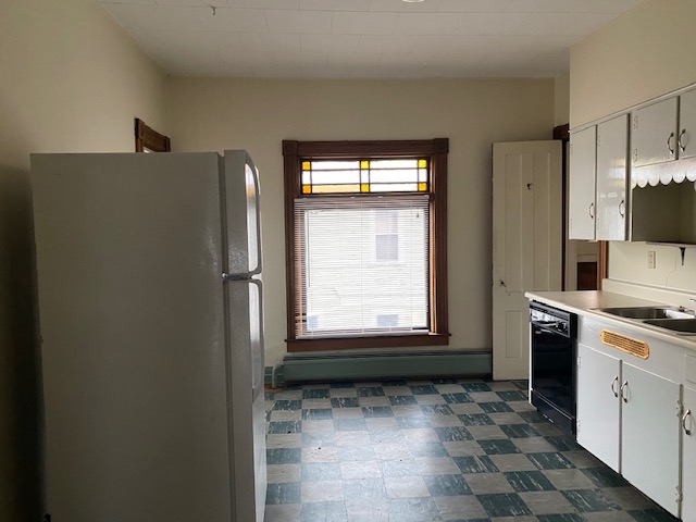 52 Roberts Avenue Rutland, VT 05701 - Photo 4 of 24