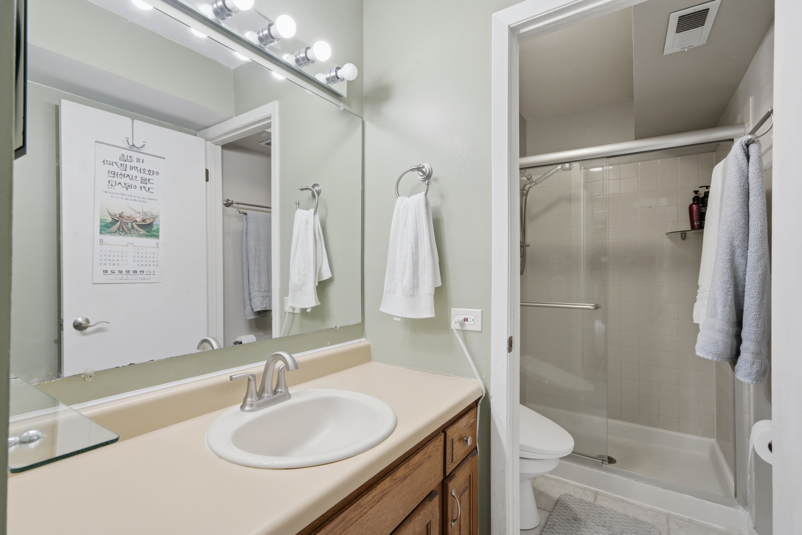 2340 East Old Hicks Road, Unit 1 Palatine, IL 60074 - Photo 13 of 23 Gallery Image 13