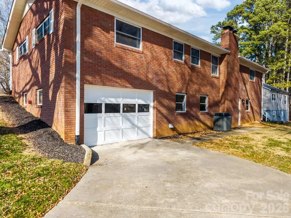 $350,000 | 304 East 2nd Street, Oakboro, NC 28129