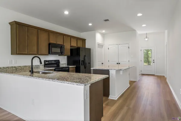 $1,900 | 13615 Ball Park Road, Walker, LA 70785