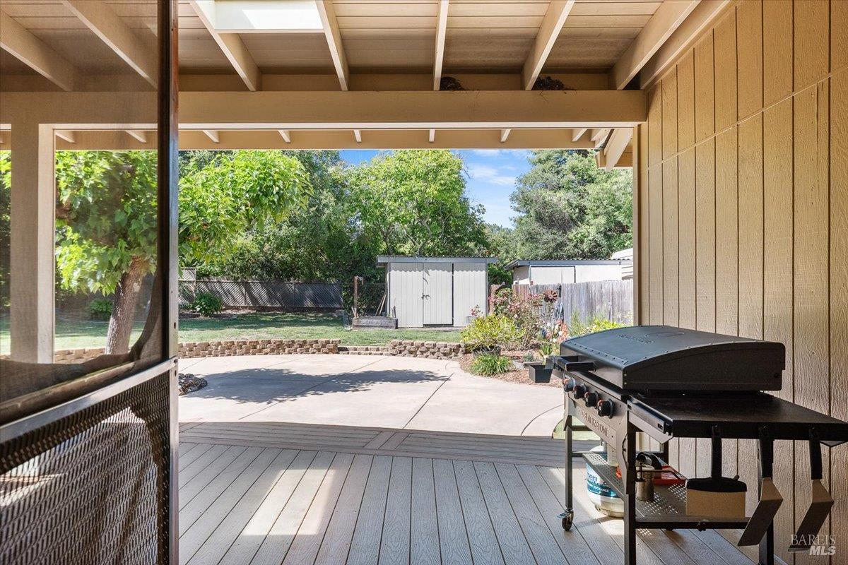 8030 Elphick Road Sebastopol, CA 95472 - Photo 29 of 36
