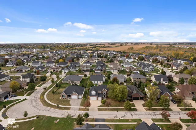 $580,000 | 16432 Harmon Lane, Plainfield, IL 60586