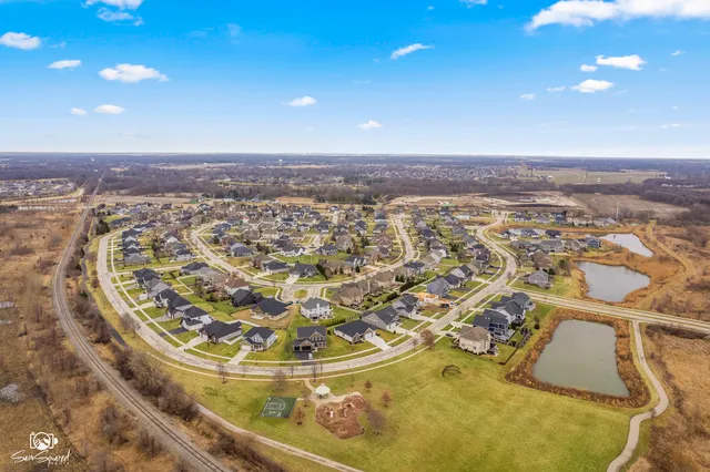 $580,000 | 16432 Harmon Lane, Plainfield, IL 60586