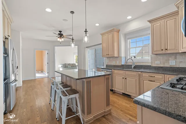 $580,000 | 16432 Harmon Lane, Plainfield, IL 60586