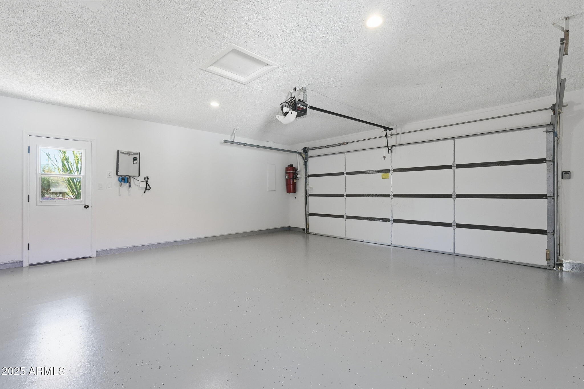 5810 East 14th Avenue Apache Junction, AZ 85119 - Photo 31 of 38 a view of a garage