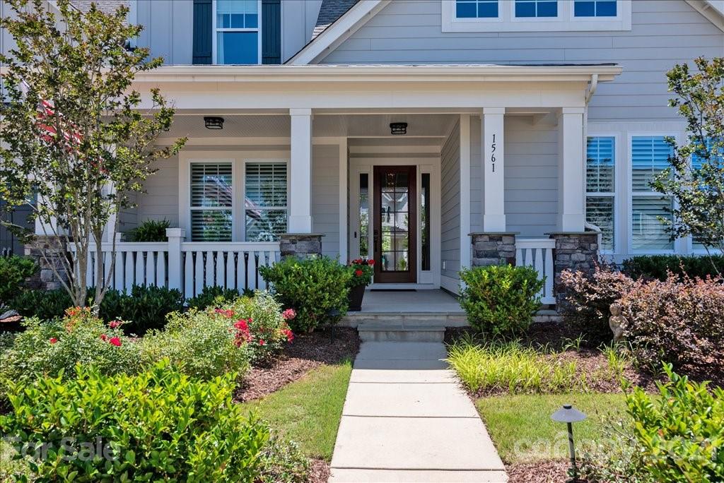 1561 Half Pint Loop Fort Mill, SC 29708 - Photo 2 of 43 Gallery Image 2