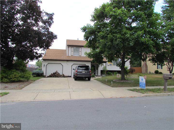 63 Edinburgh Road Blackwood, NJ 08012 - Photo 2 of 25 Exterior Front