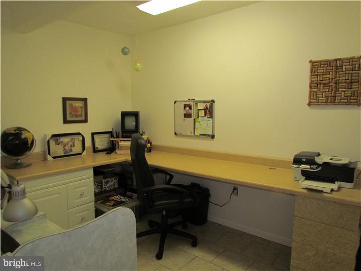 63 Edinburgh Road Blackwood, NJ 08012 - Photo 20 of 25 Office / Study