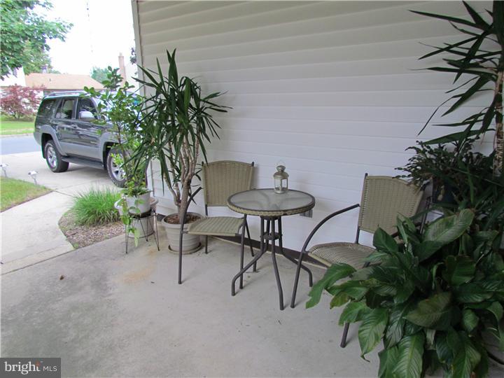 63 Edinburgh Road Blackwood, NJ 08012 - Photo 3 of 25 Patio