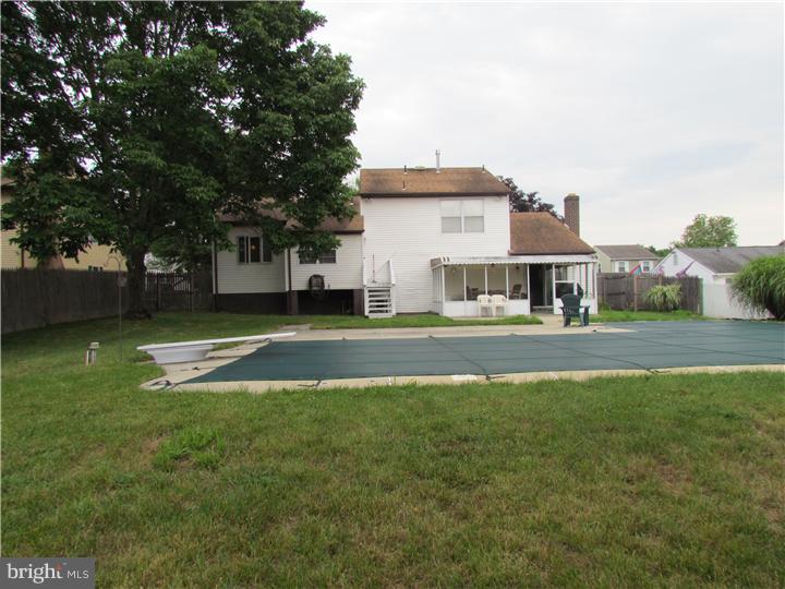 63 Edinburgh Road Blackwood, NJ 08012 - Photo 22 of 25 Exterior Back