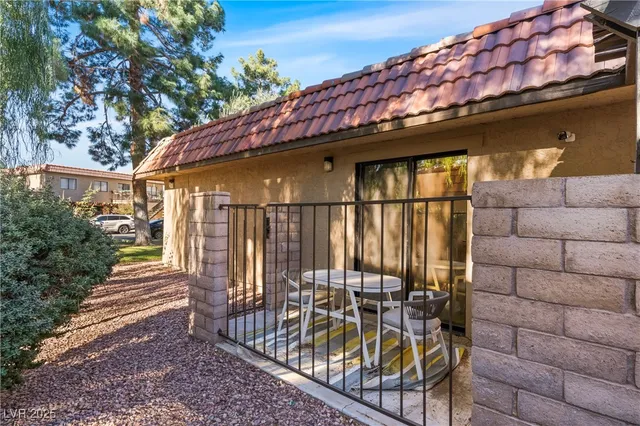 $309,000 | 735 Apple Tree Court, Henderson, NV 89014