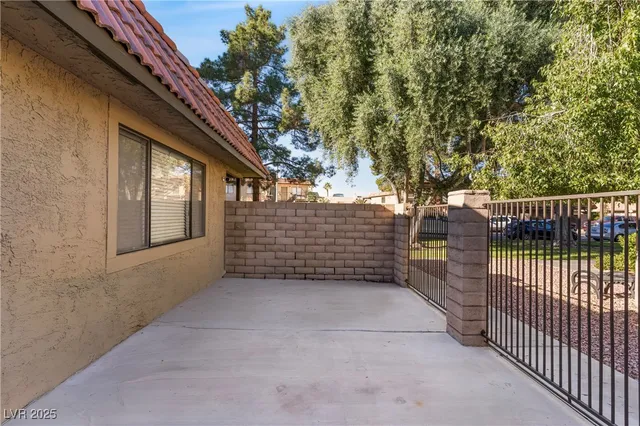 $309,000 | 735 Apple Tree Court, Henderson, NV 89014