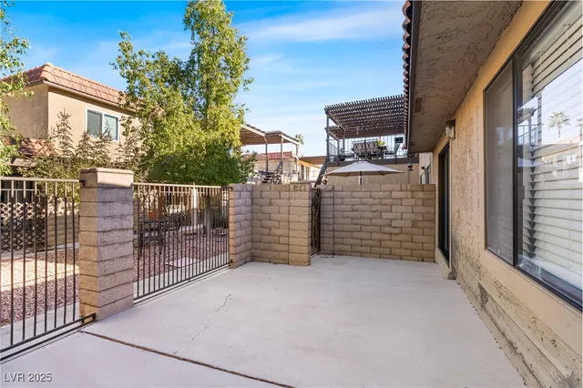 $309,000 | 735 Apple Tree Court, Henderson, NV 89014