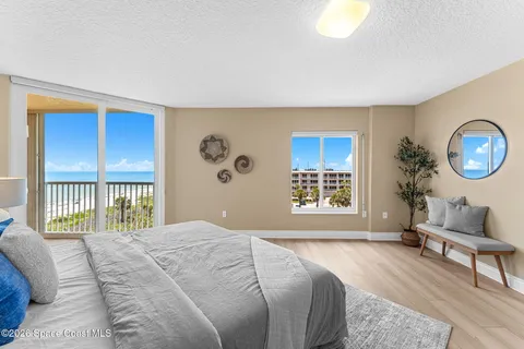$1,200,000 | 735 N Highway, Unit 505, Indialantic, FL 32903